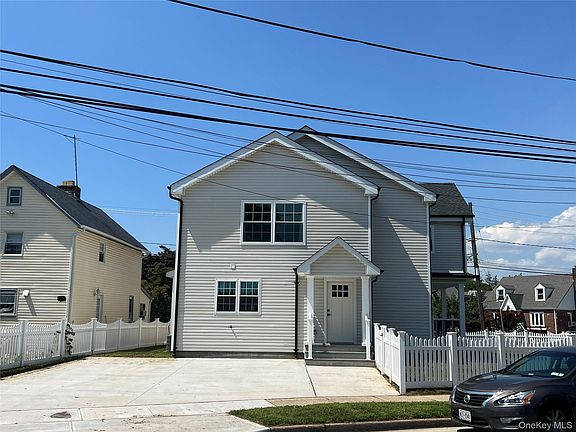5th image of 403 S Bayview Avenue