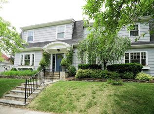37 Arcadia Pl, Cincinnati, OH