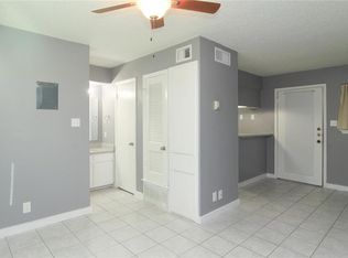 1111 W 10th St APT 102, Austin, TX 78703