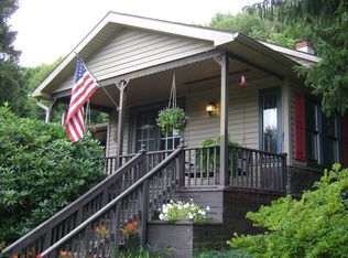 155 Harley Dr, Edinburg, PA 16116