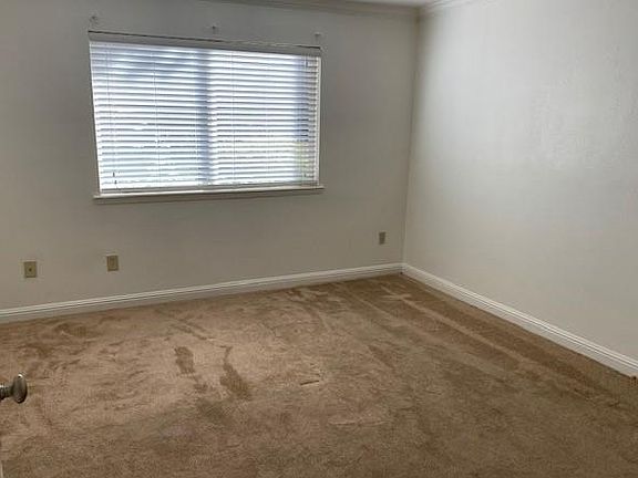 4th image of 755 14th Ave APT 609