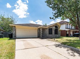 9466 Gulf Bridge St, Houston, TX 77075