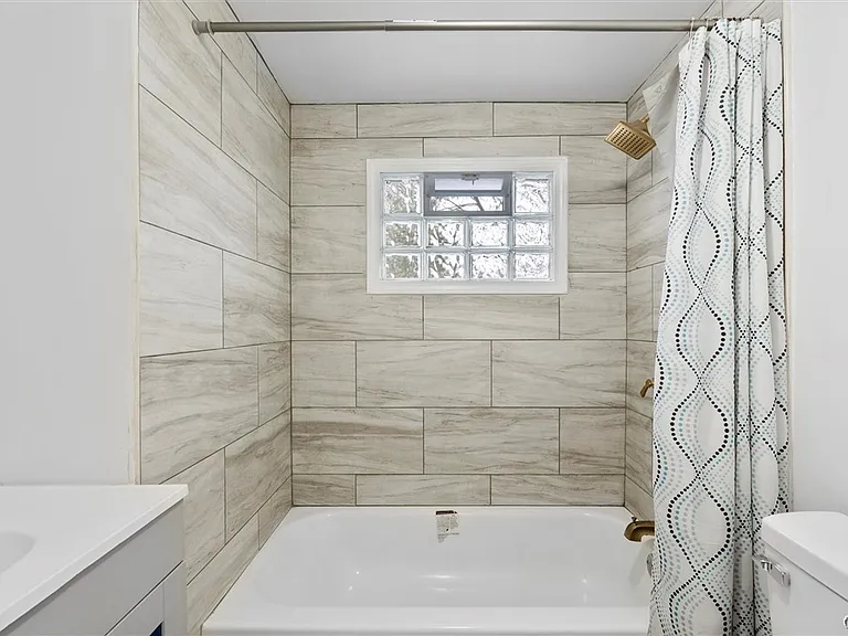 104 Kincaid Ave — Photo 10