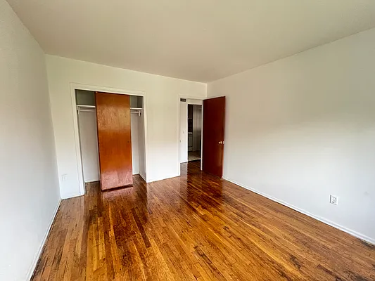 Rented by Oxford Property Group | media 7