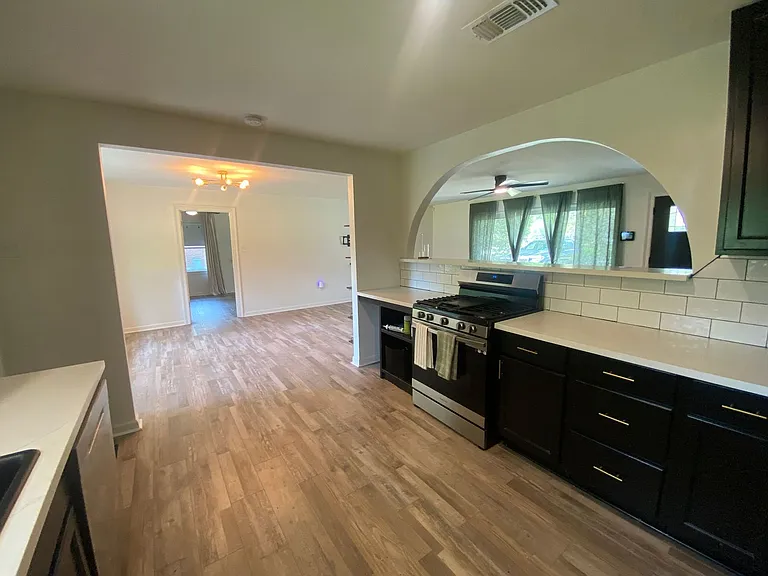 9922 N Parkview Dr — Photo 25