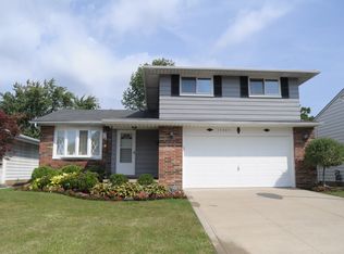 15043 Lisa Dr, Maple Heights, OH 44137