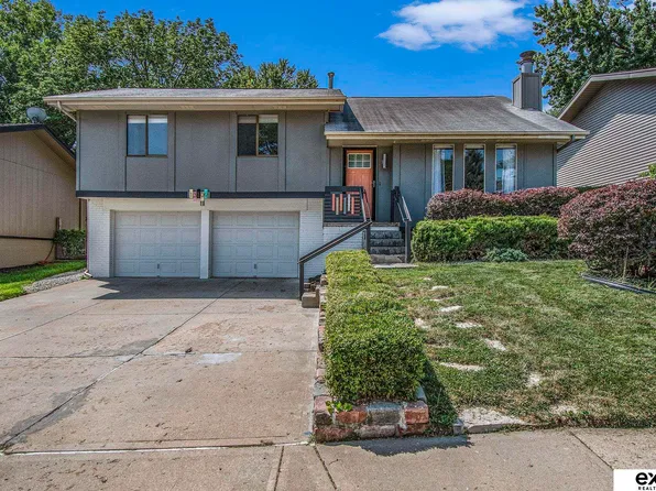 13109 Gertrude St, Omaha, NE 68138