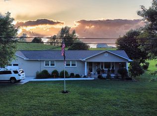 1211 Lovelady Rd, Byrdstown, TN 38549