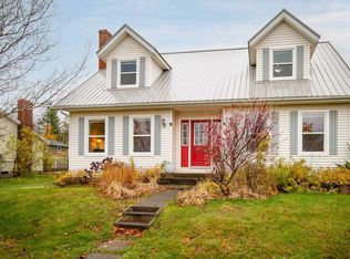 14 Saint Catherines Ave, Stratford, PE C1B 1A5