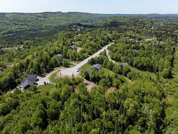 4th image of 55 Sky View Ter