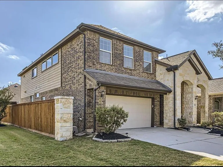 19251 N Cottonwood Green Ln — Photo 2
