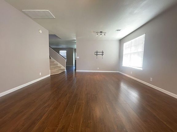 3rd image of 1322 Dove Haven Loop