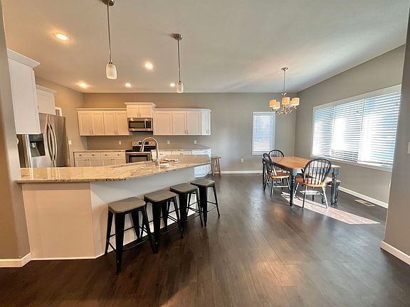 4th image of 602 Patterson Ct