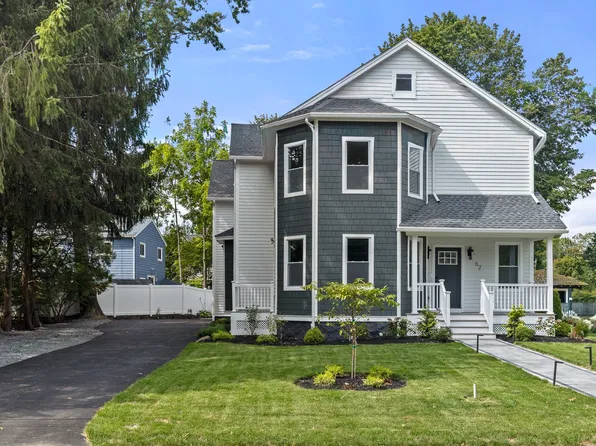 62 Summit Ave, Sharon, MA 02067