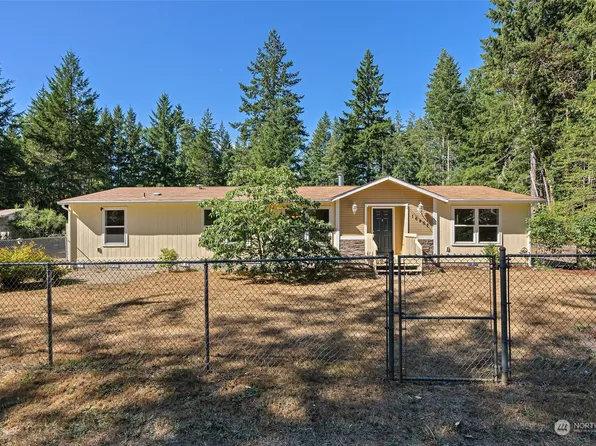16407 84th Street NW, Lakebay, WA 98349