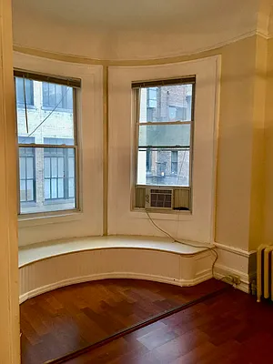 Rented by EMIAJ Management Company | media 13