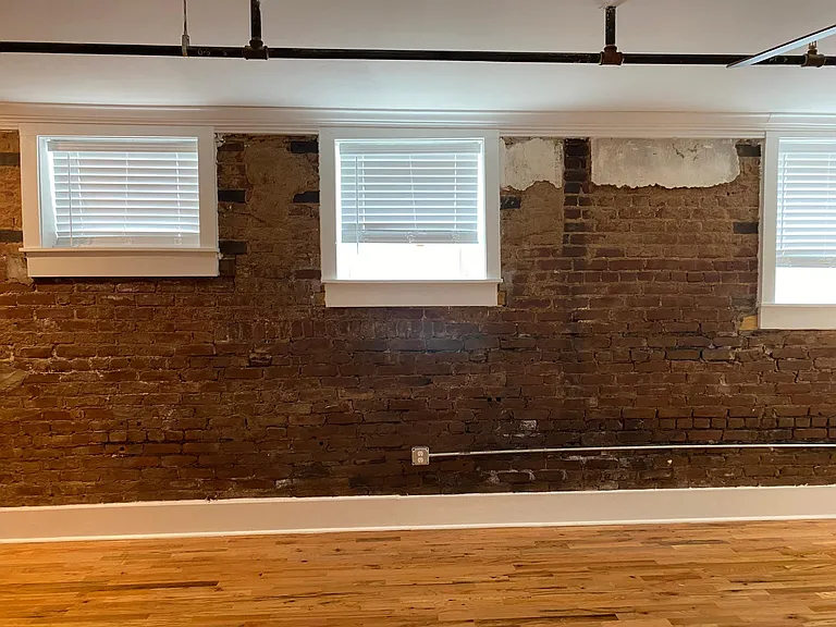 1100 Church St — Photo 17