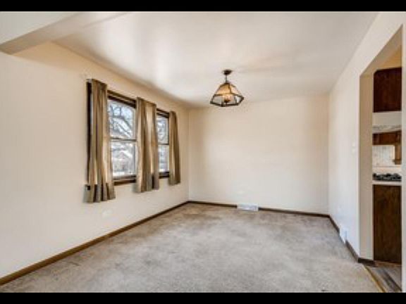 3rd image of 10600 S 80th Ct APT 1