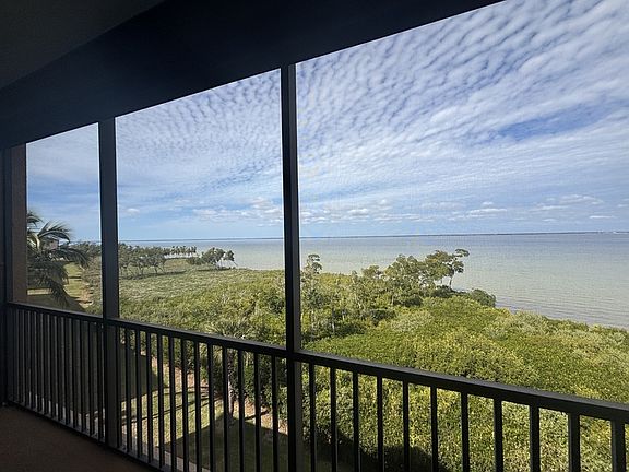 4th image of 87 Vivante Blvd