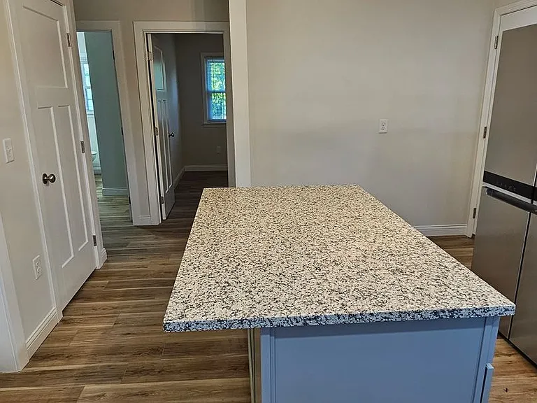 395 W Crocus Dr — Photo 12