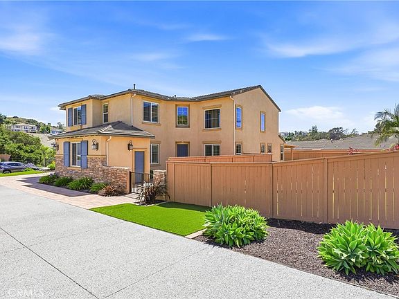 3rd image of 1128 Ocean Ridge Ct