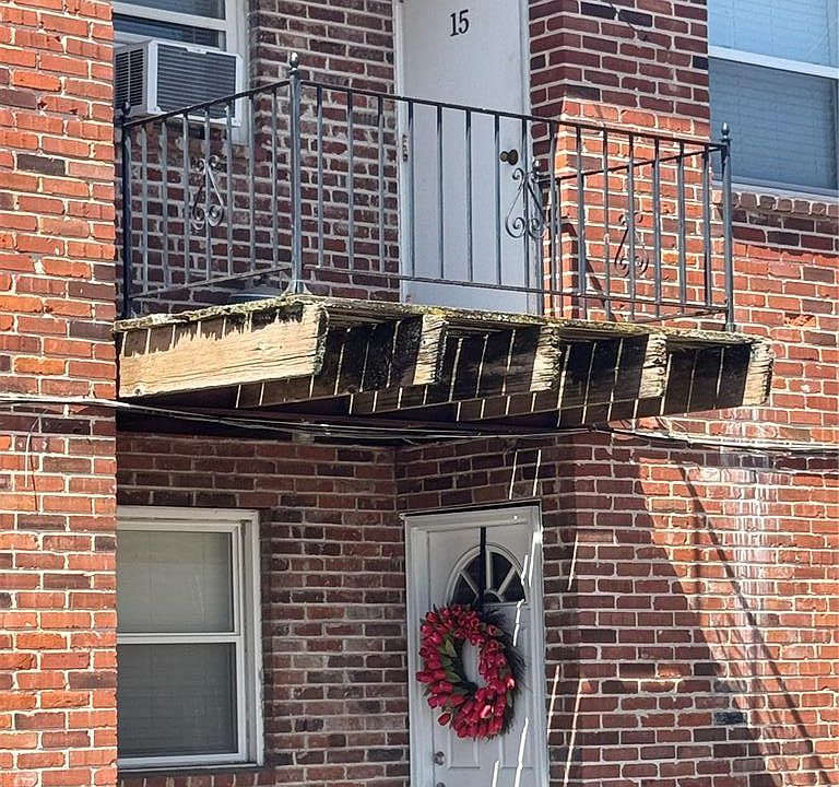 1st image of 11922 Gravois Rd APT 15