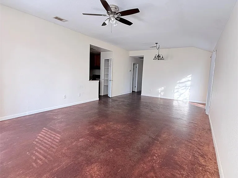 8621 Talyne Chaise Cir #B — Photo 10