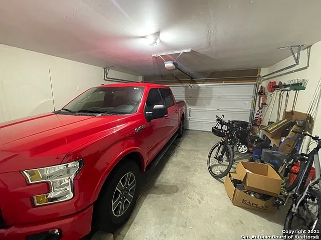 10210 Dixon Wood — Photo 19
