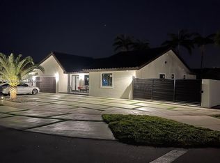 14215 SW 39th St, Miami, FL 33175
