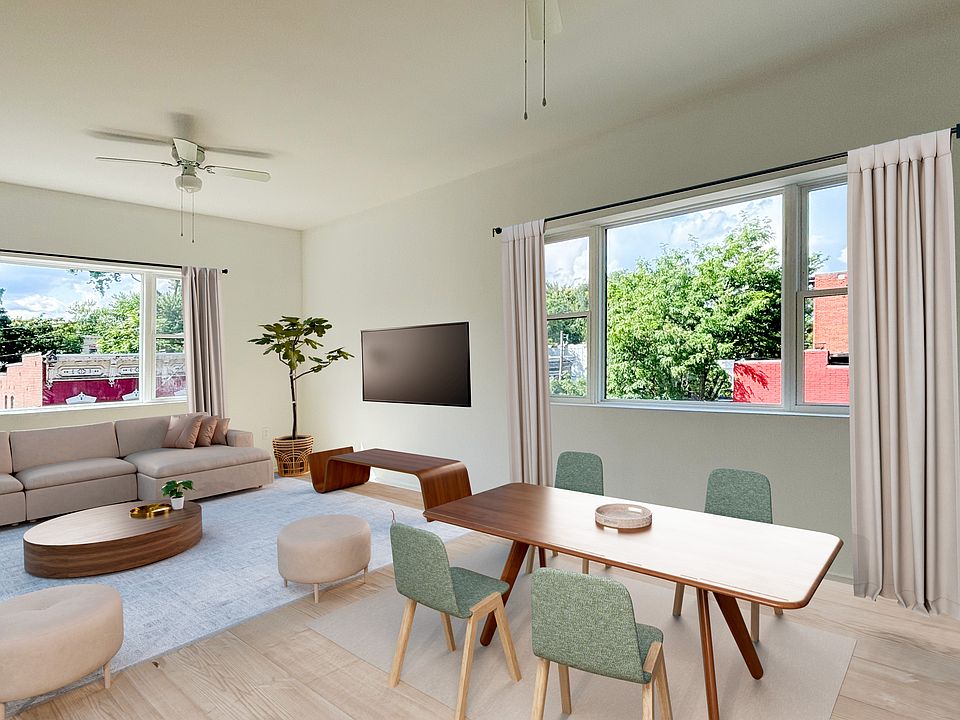 Living room/dining with furniture