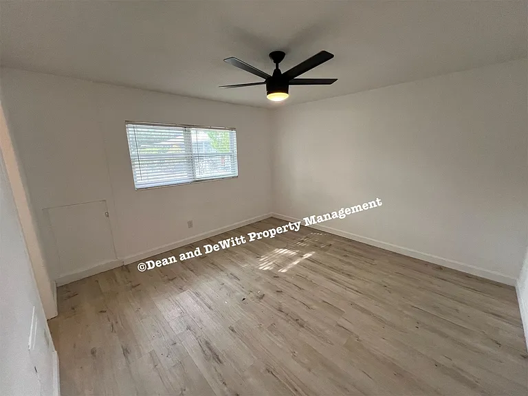 7035 4th Ave N #7 — Photo 10