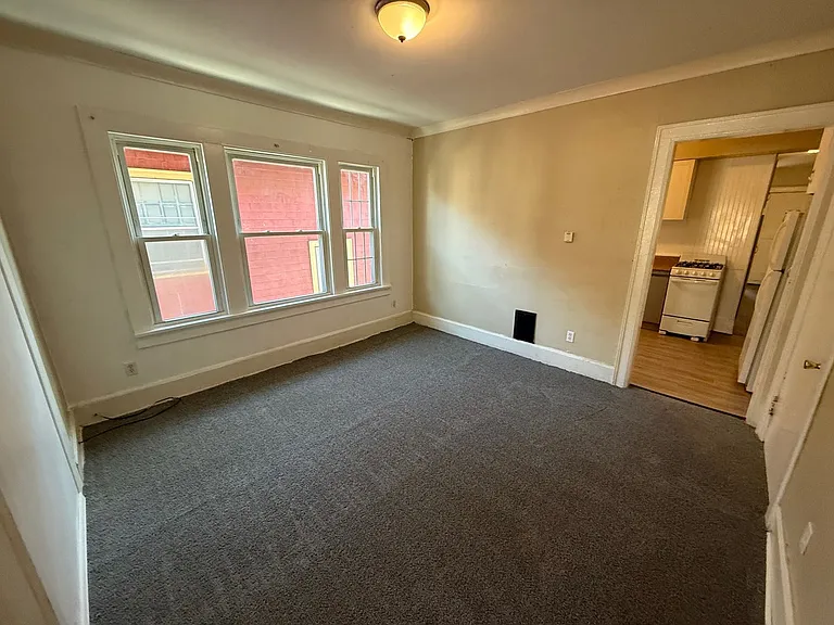 1732 Saint Paul St — Photo 13