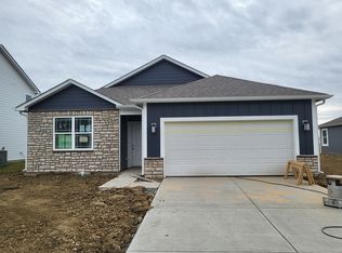 9361 Aspen Glen Dr, Indianapolis, IN 46239