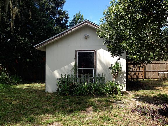 3rd image of 608 West Ave