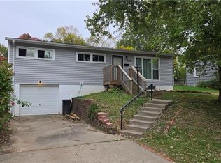 2521 Essex St, Saint Joseph, MO 64505