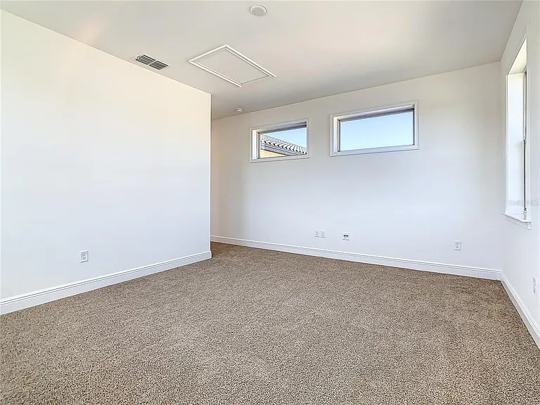 13899 Larkton Ln — Photo 40