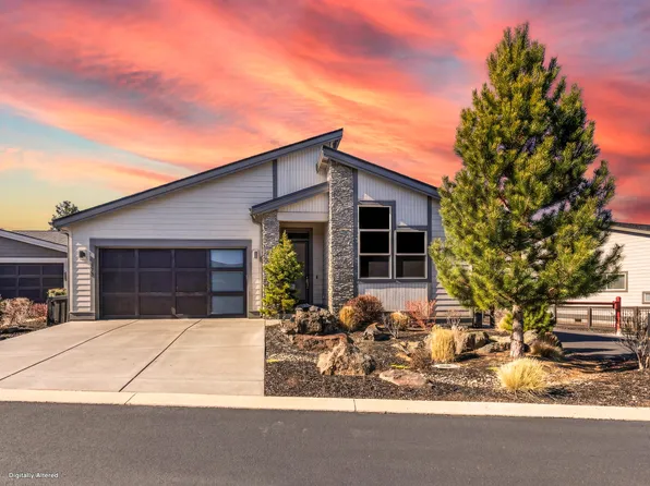 2565 NW Rippling River Ct, Bend, OR 97703