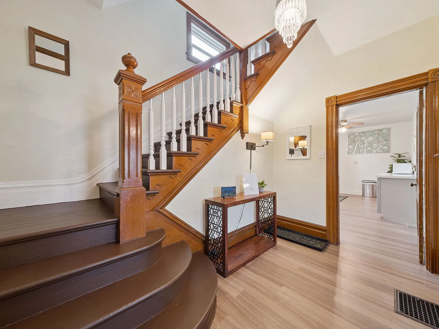 3 bed, 1500 sqft, $2,000 — Photo 2