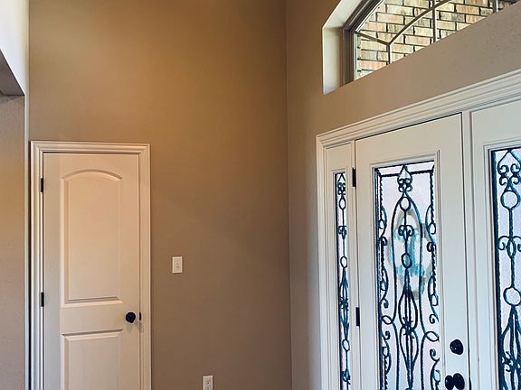 5th image of 1703 Shoal Creek Dr