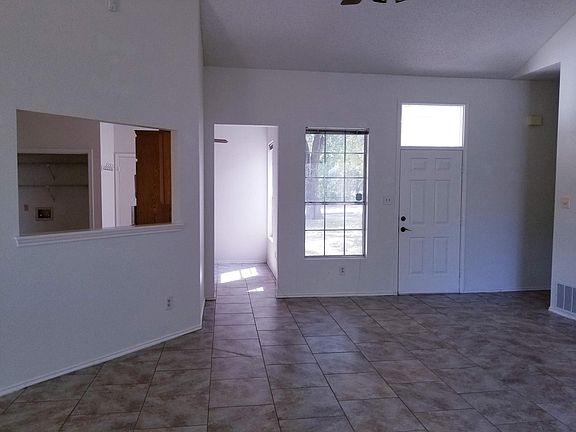 2nd image of 2214 Tanglevine Dr