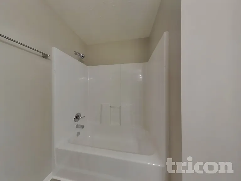7507 Brattle Dr — Photo 19