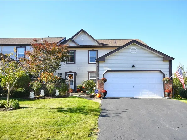 1442 Lexington Dr, Lawrence, PA 15055