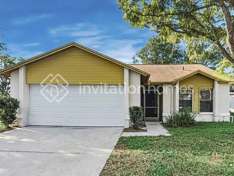 2002 Helm Ln