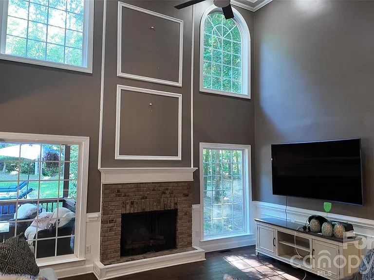 410 Farm Branch Dr — Photo 11