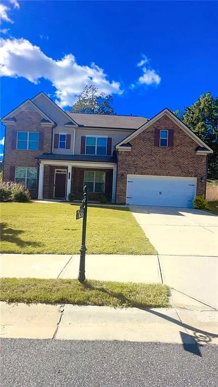 5 bed, 4.0 bath, 3017 sqft, $3,150 — Photo 3