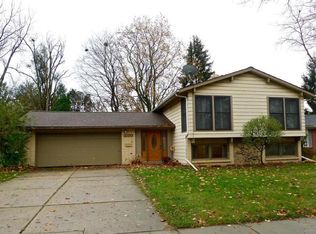 2130 Sibley St NW, Grand Rapids, MI 49504