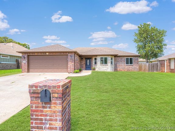 2nd image of 229 Canton Pl