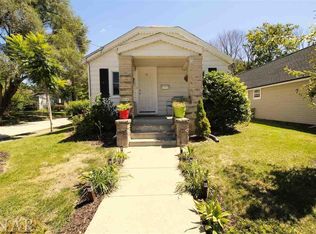 910 S Mason St, Bloomington, IL