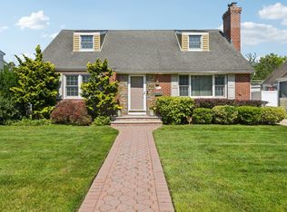 51 Wales Ave, Baldwin, NY 11510