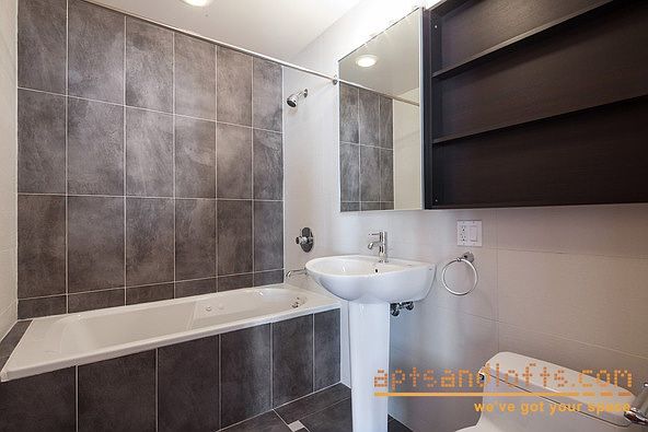 1st image of 3144 Emmons Ave APT 108